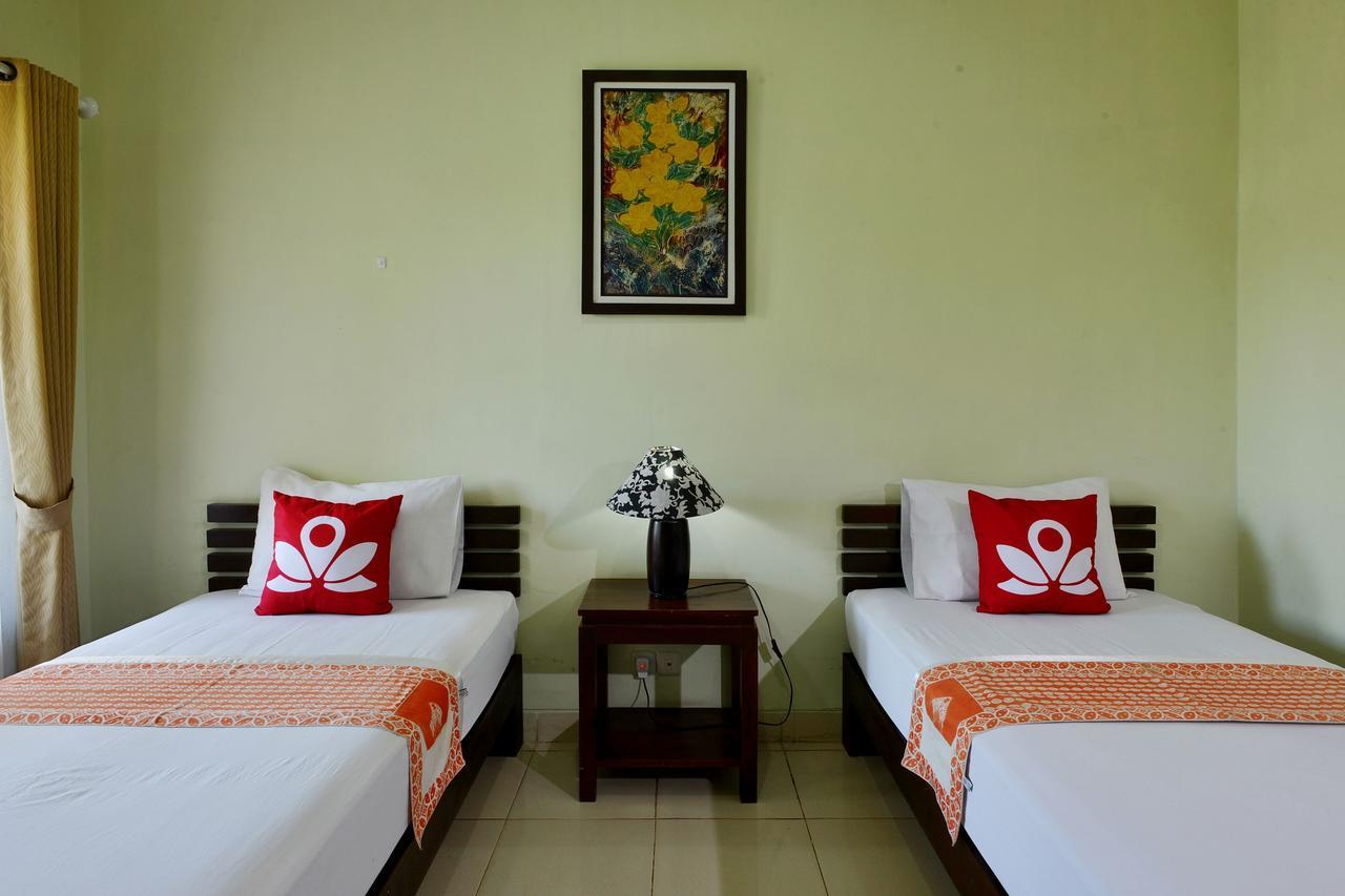 Zen Rooms Pakualaman Yogyakarta Exterior foto