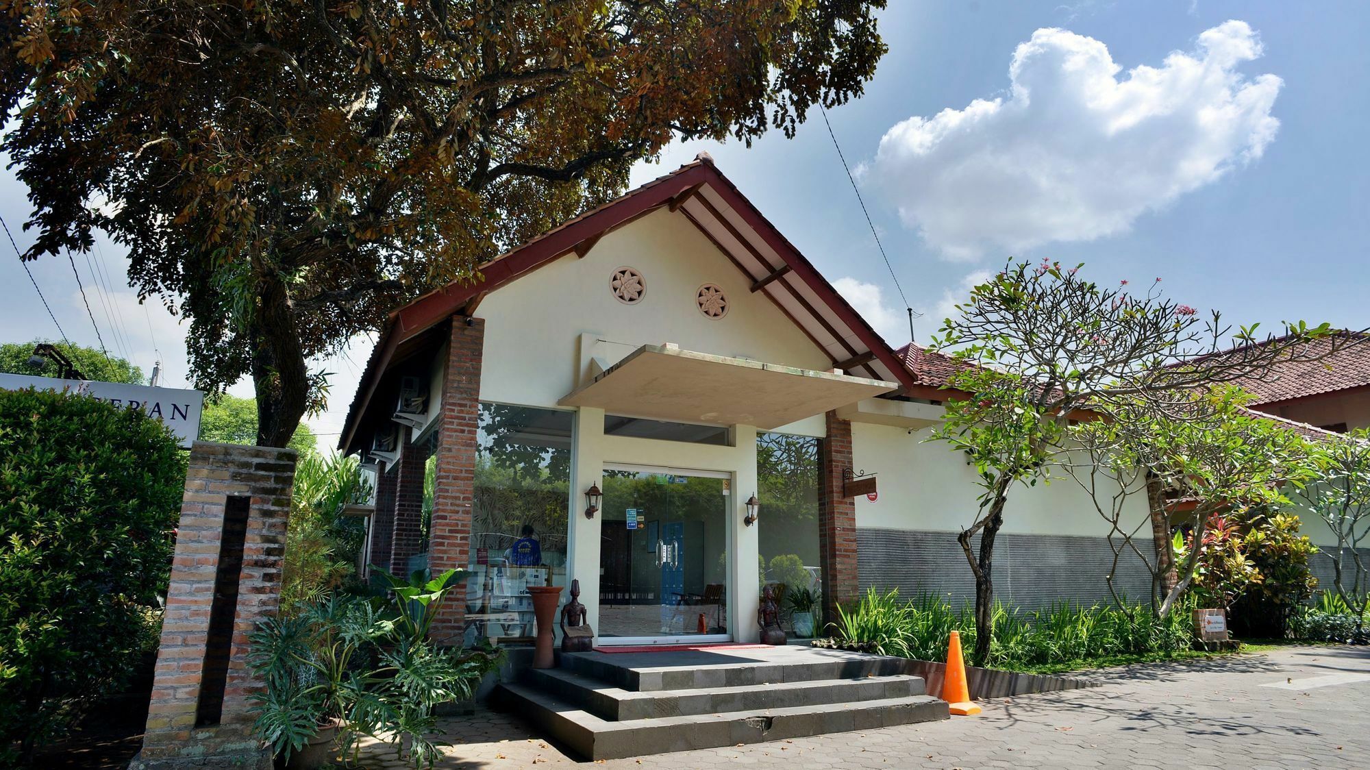 Zen Rooms Pakualaman Yogyakarta Exterior foto